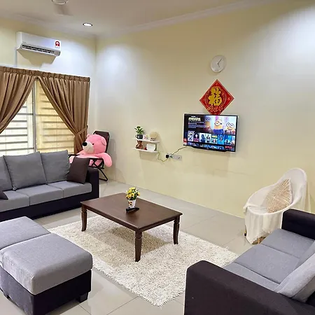 Lovely Homestay In Gerik With Free Netflix & Wifi Exterior photo