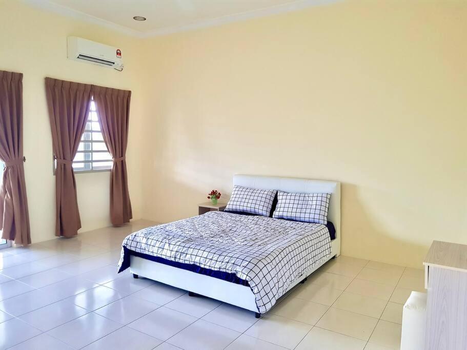 Holiday home Lovely In With Free Netflix & Wifi